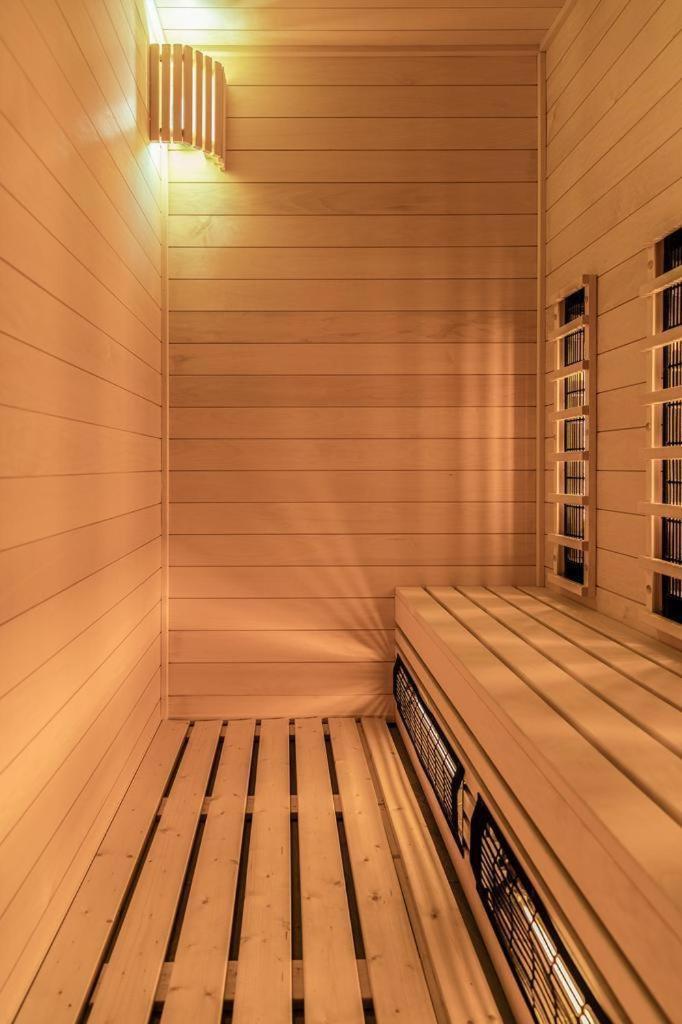 Hotel Fox Wolbórz 외부 사진