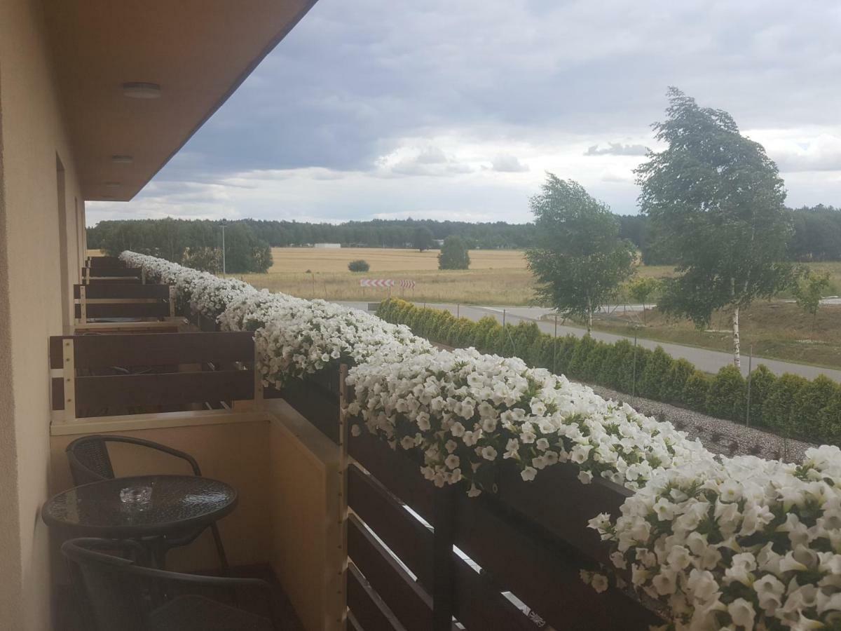 Hotel Fox Wolbórz 외부 사진